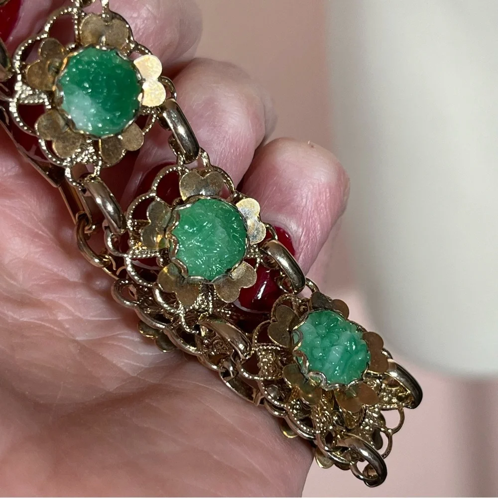 Vintage antique 1940's Art deco Green Peeking Glass Gold wide Bracelet